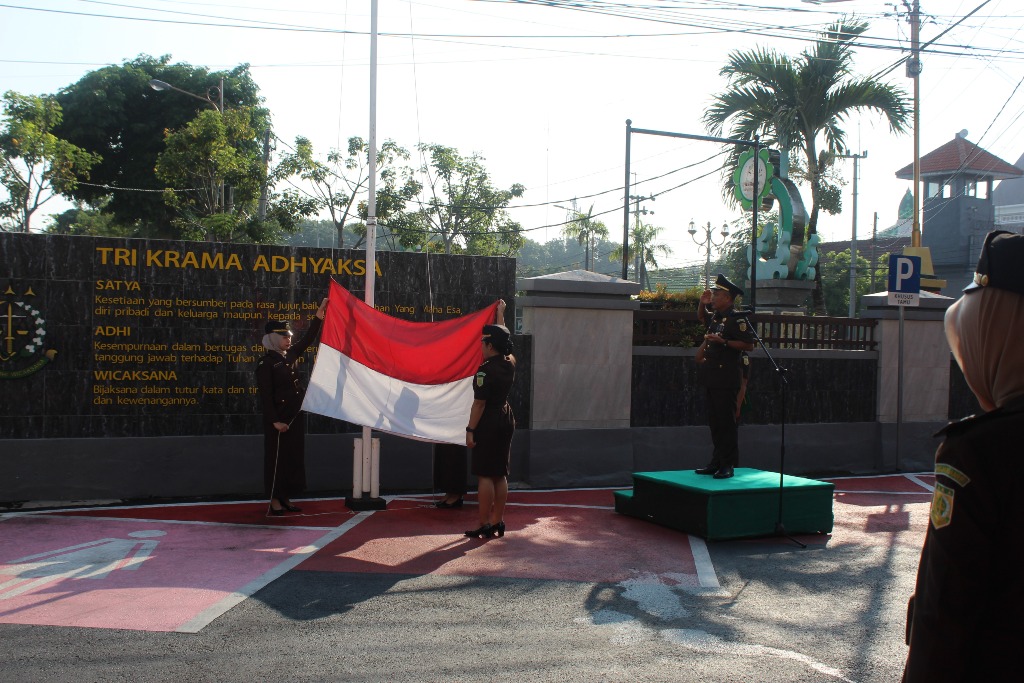 Kejaksaan Negeri Tuban melaksanakan Upacara Peringatan Ke-118 Hari Kebangkitan Nasional Tahun 2026